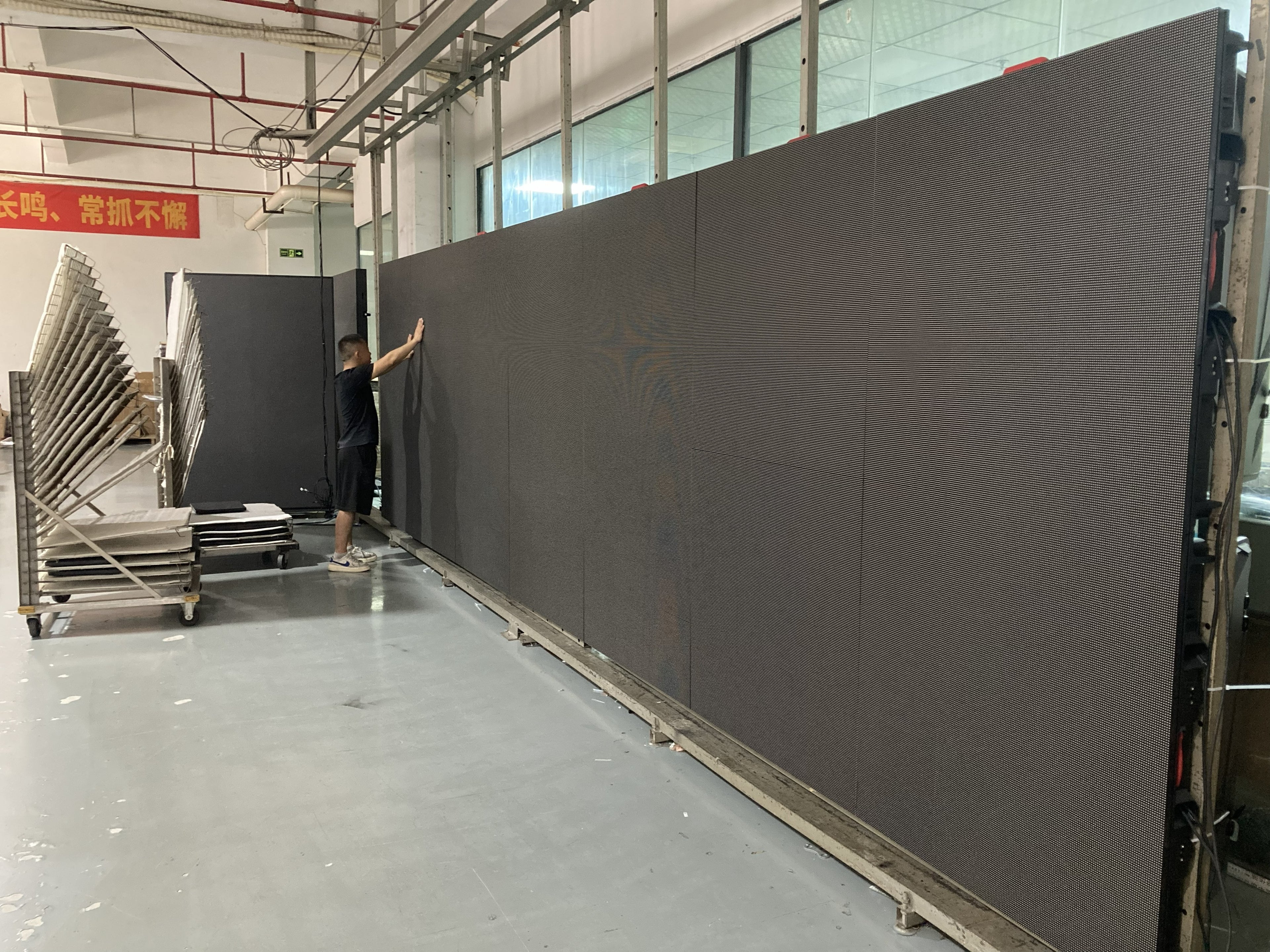 Outdoor Fixed Installation LED Display | P5 / P6.67 / P8 / P10 | 6000–7000 nits | IP65