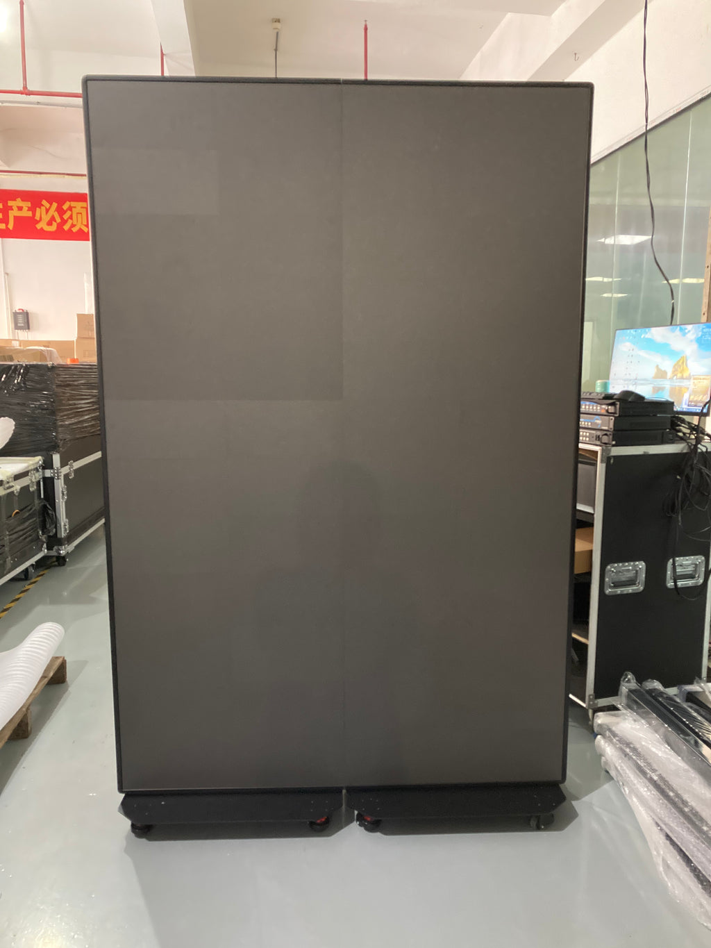 P1.53 Mobile LED Poster Display | Portable Retail Digital Signage - Ultra HD