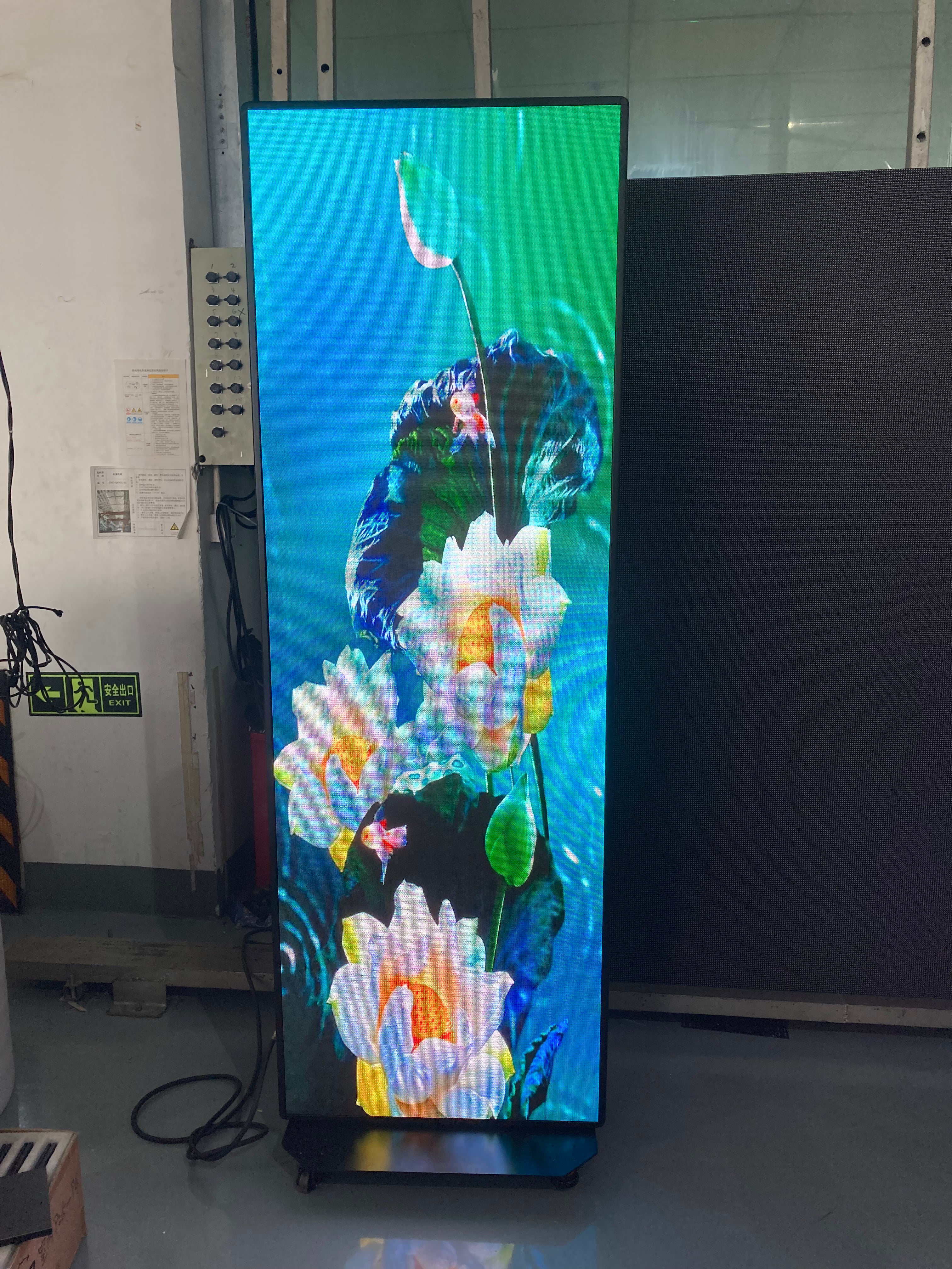 P1.53 Mobile LED Poster Display | Portable Retail Digital Signage - Ultra HD