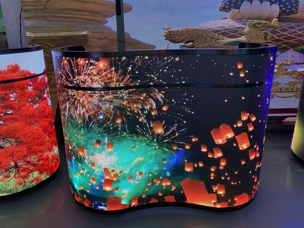 Dotcom LED Reception Display P1.53 – Dynamic Content, Customizable