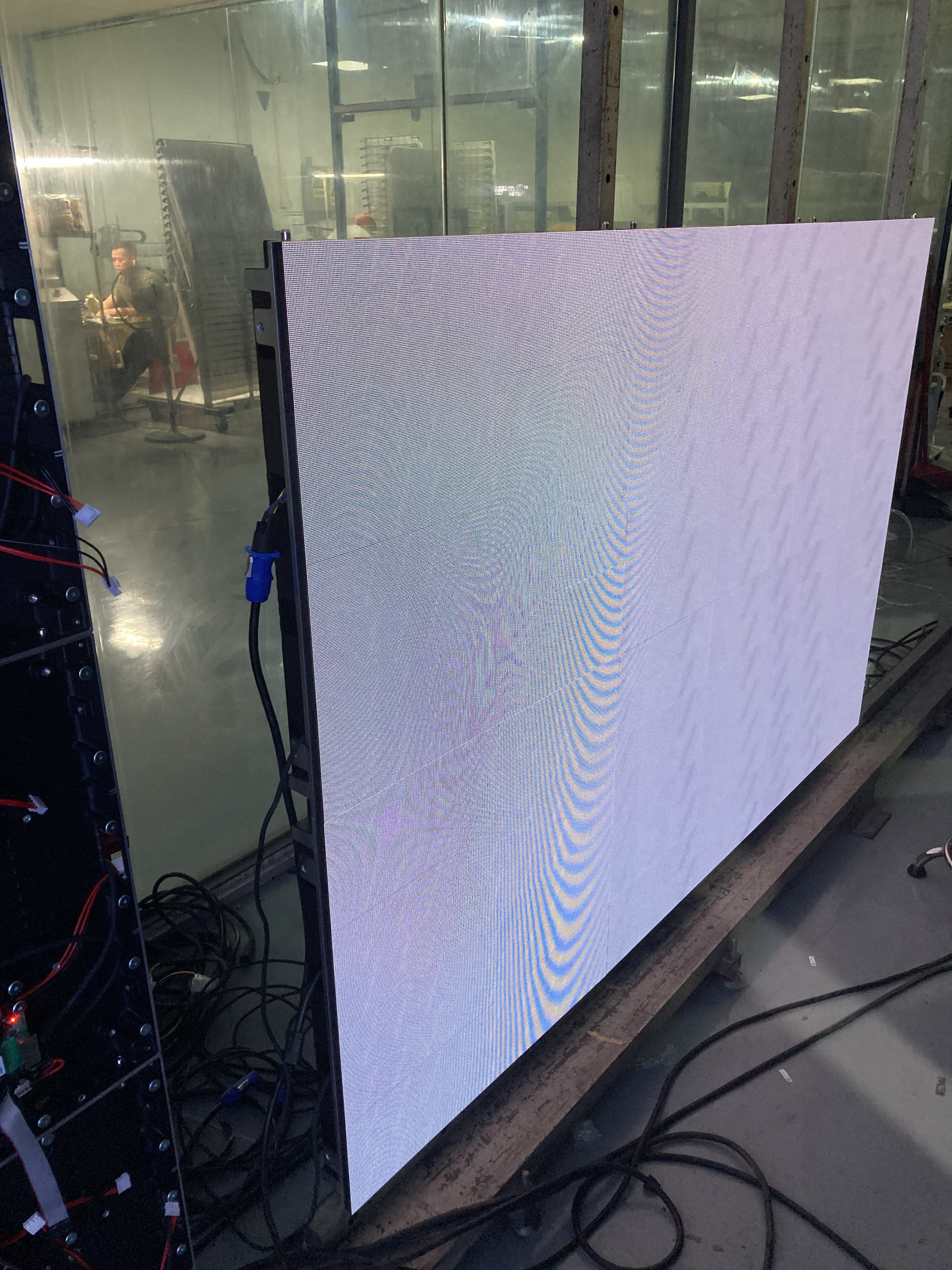 Pantalla LED de Video Fija para Interiores | P1.25 / P1.53 / P1.86 / P2.0 / P2.5 / P3.076 | Servicio Frontal
