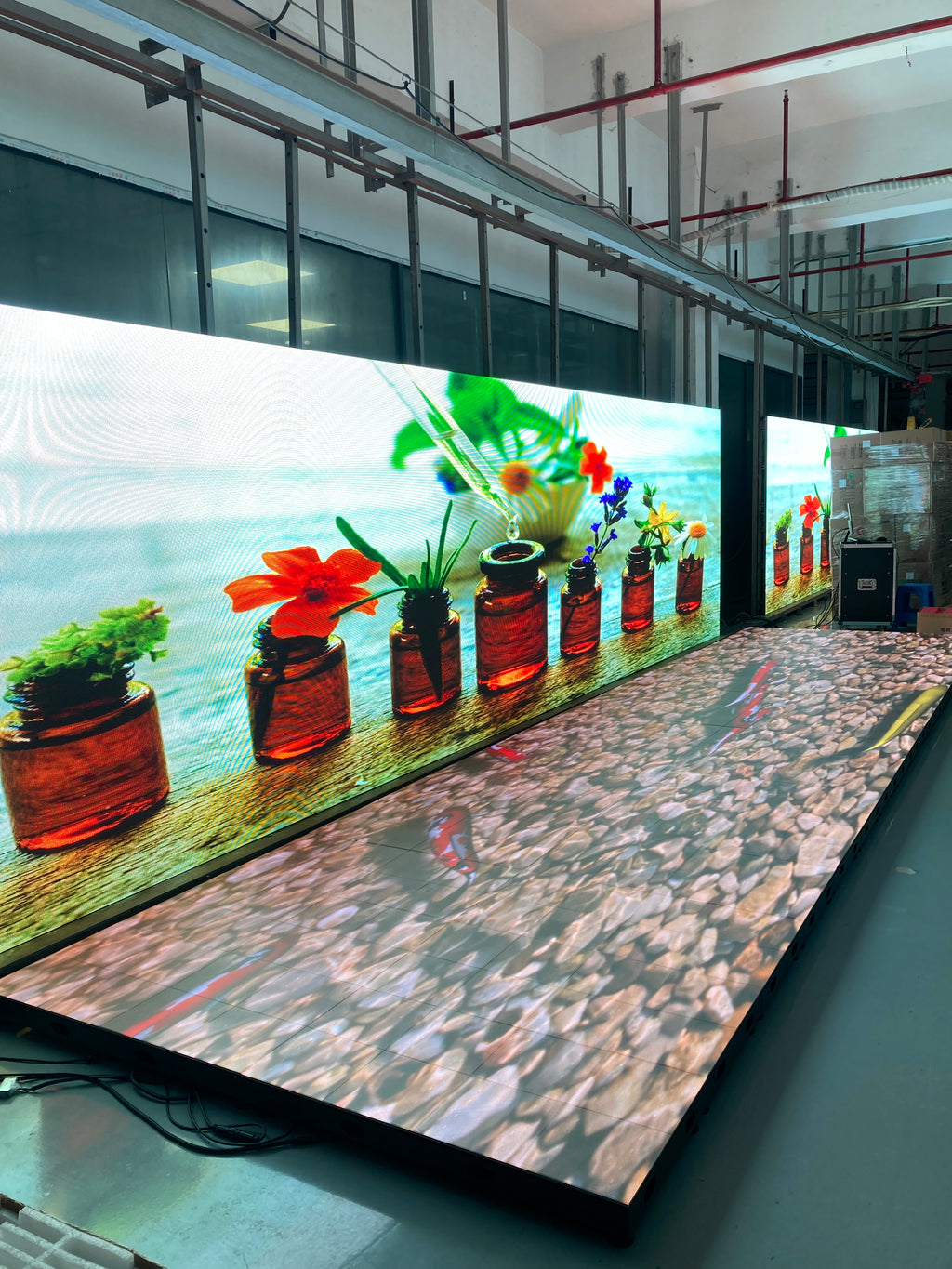 Interactive & Non-Interactive LED Floor Tile Display | P2.5 / P2.976 / P3.91 | 300–2000 nits | 3840Hz